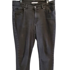 Levi's Classic Straight Leg Faded Black Jeans in Size 12